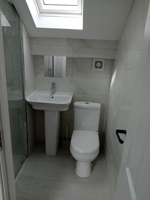Roovi'S Nest Villa Nottingham Luaran gambar